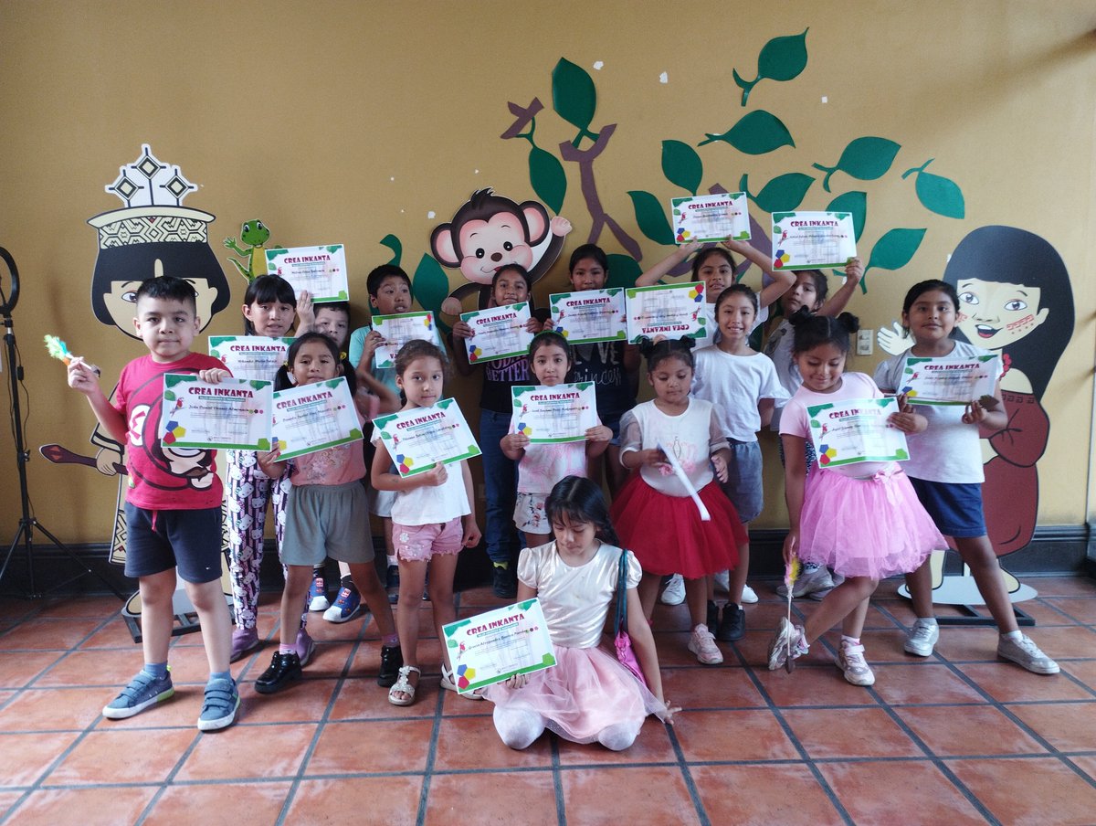 MuseoEtnoAmazon's tweet photo. 🎲🟢¡¡¡𝗚𝗥𝗔𝗖𝗜𝗔𝗦, 𝗚𝗥𝗔𝗖𝗜𝗔𝗦, 𝗚𝗥𝗔𝗖𝗜𝗔𝗦!!!🙆🏽‍♂️🙋🏽‍♀️🦋 
🌿A los niños y niñas del taller CREA INKANTA - Verano 2023. Fue un gozo compartir cuatro días intensos de juegos, risas y aprendizajes.
🌿Nos reencontramos en CREA INKANTA - Agosto 2023. #creainkanta #educamazonia https://t.co/QAR2bxzW3T