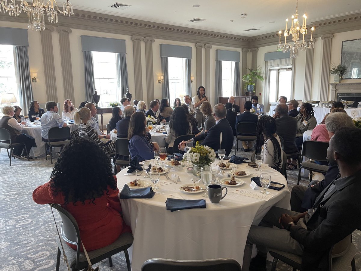 BethFischer1's tweet photo. Thanks to the generosity of the Bryan Foundation we celebrated all these student recipients today! #UNCG #UNCGAlumni #UNCGWay https://t.co/ZfVKUI0UzV