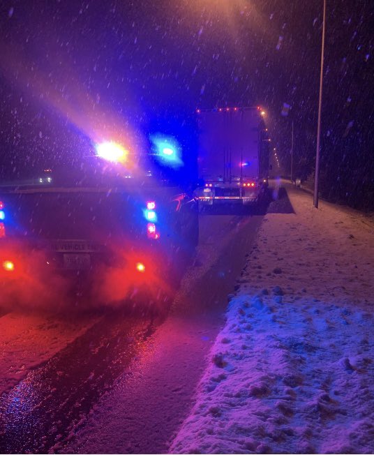 snoqualmie-pass-on-twitter-13-inches-of-snow-on-i-90-in-48-hours-and