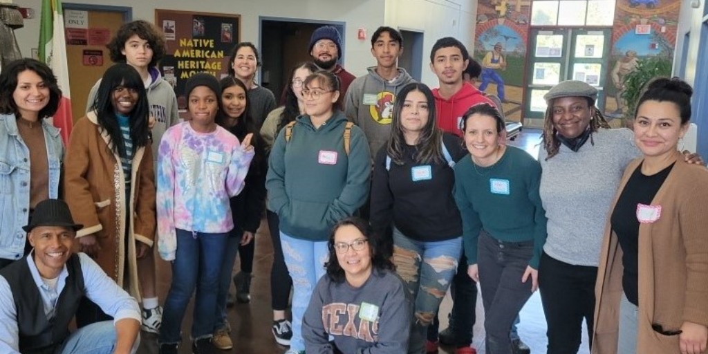 UTSOA's tweet photo. Asst Professor @miriamcsolis was recently awarded an Early Career Research Fellowship from @theNASEM's @NASEM_Gulf Program. With the funds, she aims to advance #environmentaljustice in the Rio Grande Valley by engaging youth in the planning of local parks https://t.co/uZwmtWqmGI https://t.co/l6ngIJpqjh