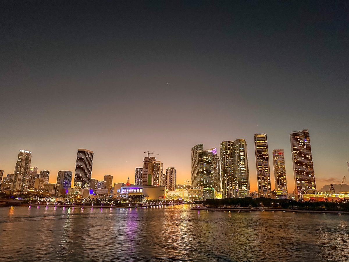 Cruise_118's tweet photo. This was my fourth cruise with @virginvoyages and I was really excited to experience #ValiantLady sailing from sunny Florida. On this trip, we travelled from Miami to Key West and Virgin’s private destination on Bimini Island in the Bahamas – a perfect getaway!

@sparkx https://t.co/46DGZPJvcp