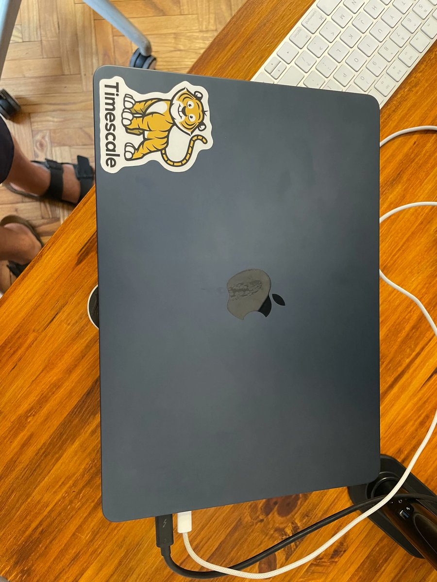 Crunchloop tweet media