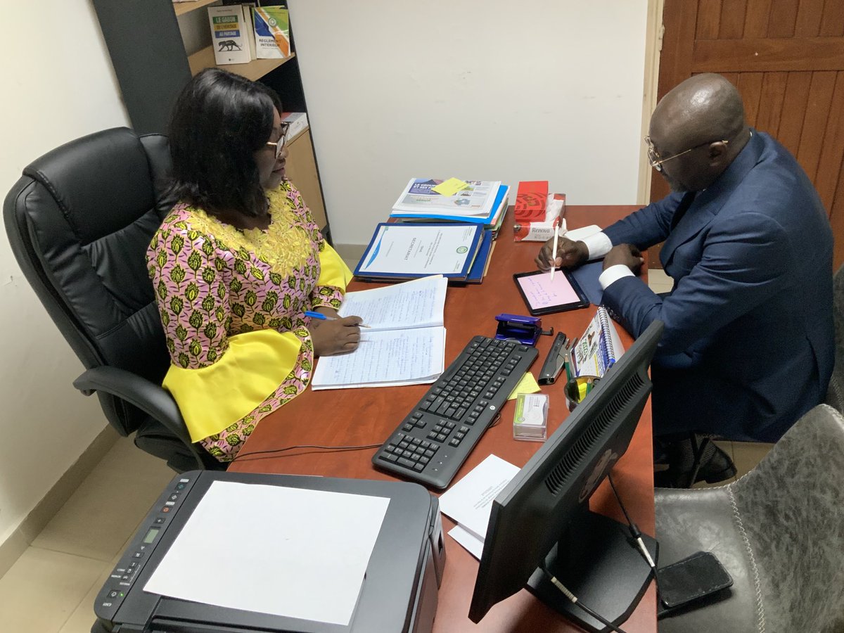 LBalonzi's tweet photo. L’entretien que m’a accordé la camarade SN4, Denise Landria NDEMBI m’a également permis de recevoir des orientations suivant le nouveau style de travail impulsé par le Camarade Secrétaire Général ⁦@NzeghoDieko⁩. https://t.co/eLPCEgVOme