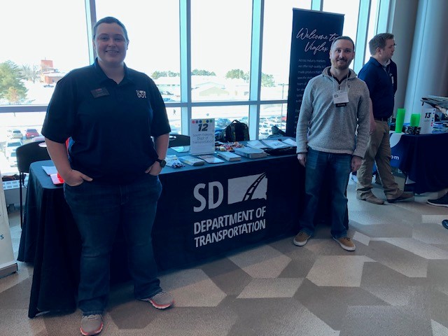 SouthDakotaDOT's tweet image. Attention college students! If you're looking for a rewarding career, the SDDOT offers a variety of job opportunities that span a wide array of education and experience levels. You're sure to find a career that fits what you're looking for at the SDDOT. 

dot.sd.gov/careers