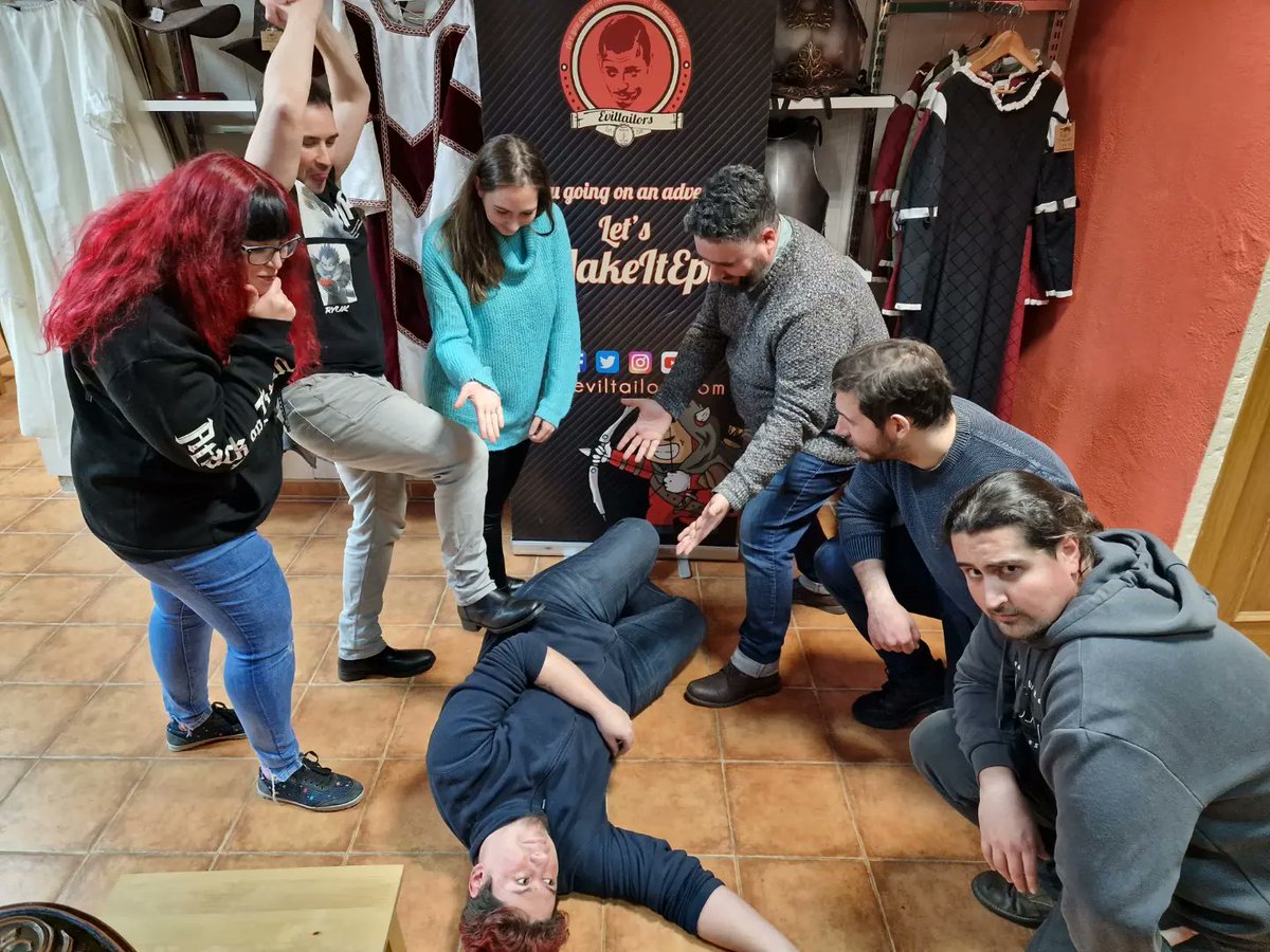 LaTiendadeLarp's tweet image. Estamos encantados de entregar el testigo de este maravilloso proyecto de larpers a larpers! 

Para nosotros ha sido un verdadero placer pasar estos años a vuestro lado, muchas gracias a todos, os llevaremos siempre en el corazón y os dejamos en las mejores manos.

#MakeItEpic