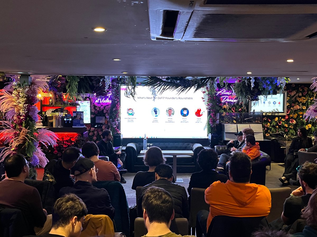 _1octopus's tweet photo. Very excited to have presented @SwaapFinance at @DNAWeb3 event today ⚡️

Very interesting insights from @Figue_me @MerlinEgalite @GaspardPeduzzi @marczeller on governance in DeFi 🤓🧐

Thanks @APWineFinance @Sismo_eth @Paladin_vote @MorphoLabs @irene_fucile for the event 😃 https://t.co/dy2kAFG1pP