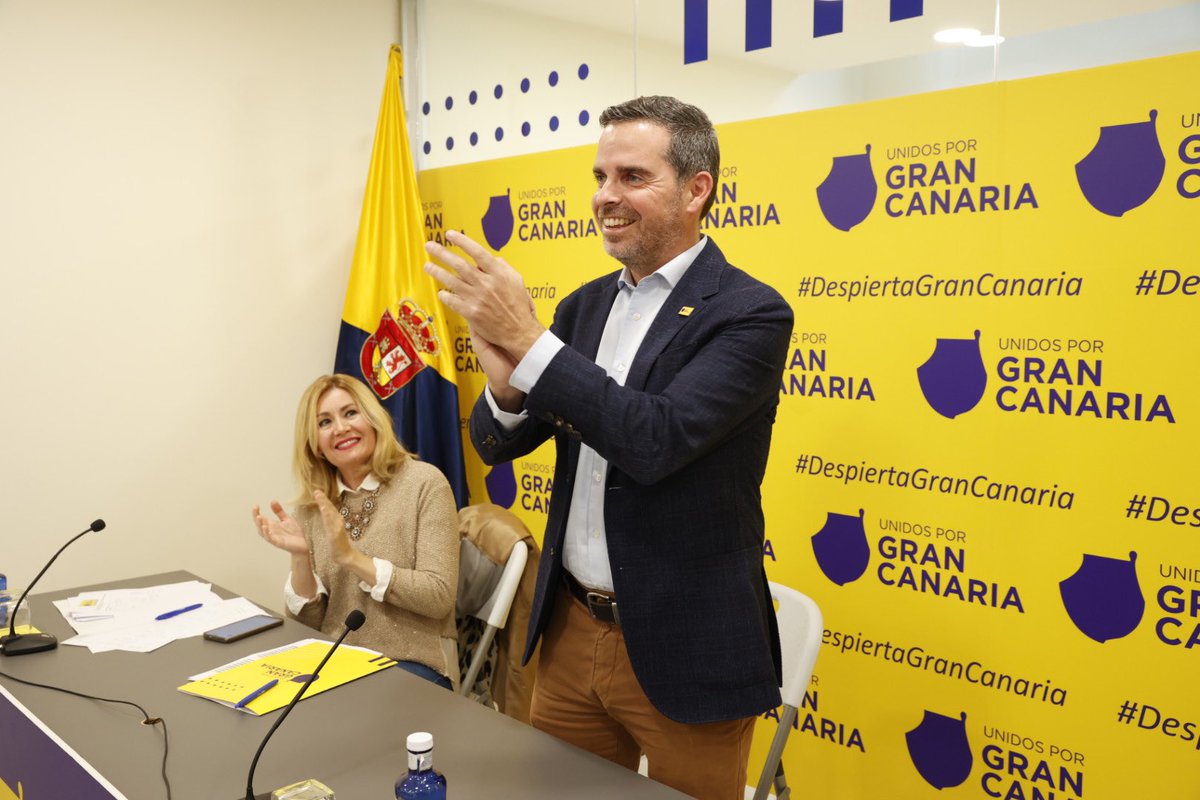 UNIDOSporGC's tweet photo. Esta tarde, el Comité Electoral ha propuesto la candidatura de Lucas Bravo de Laguna Cabrera (@lucasbravode) al Parlamento de Canarias.
El Candidato ha recibido el apoyo unánime del partido a través de sus órganos de Gobierno para encabezar la lista al Parlamento de Canarias 🙌. https://t.co/Te9Hdt1G3h