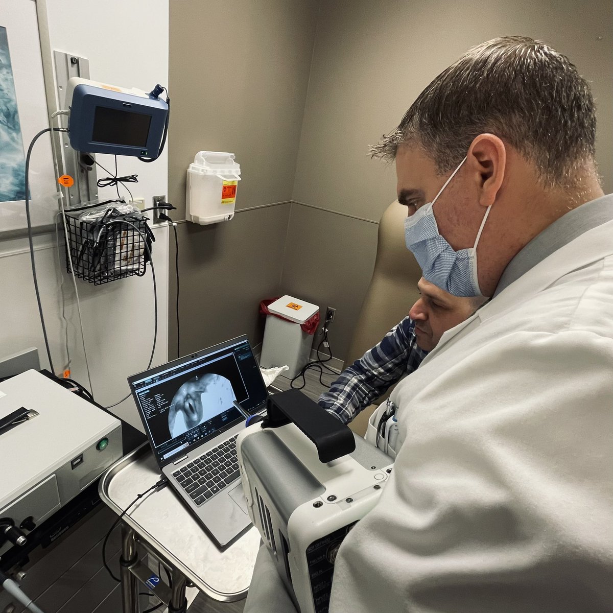 gregmd_cincy's tweet photo. DionLab has been busy the past few weeks…. Working on new research projects, training residents and seeing patients #Dionlab #cincinnati #ucccom #laryngology #ent https://t.co/QWmD8j5XZ4