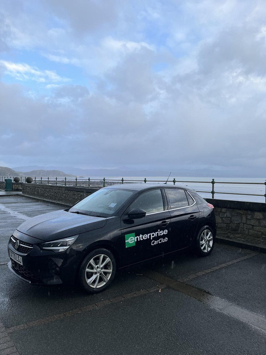 LaurenWoodhouse tweet media