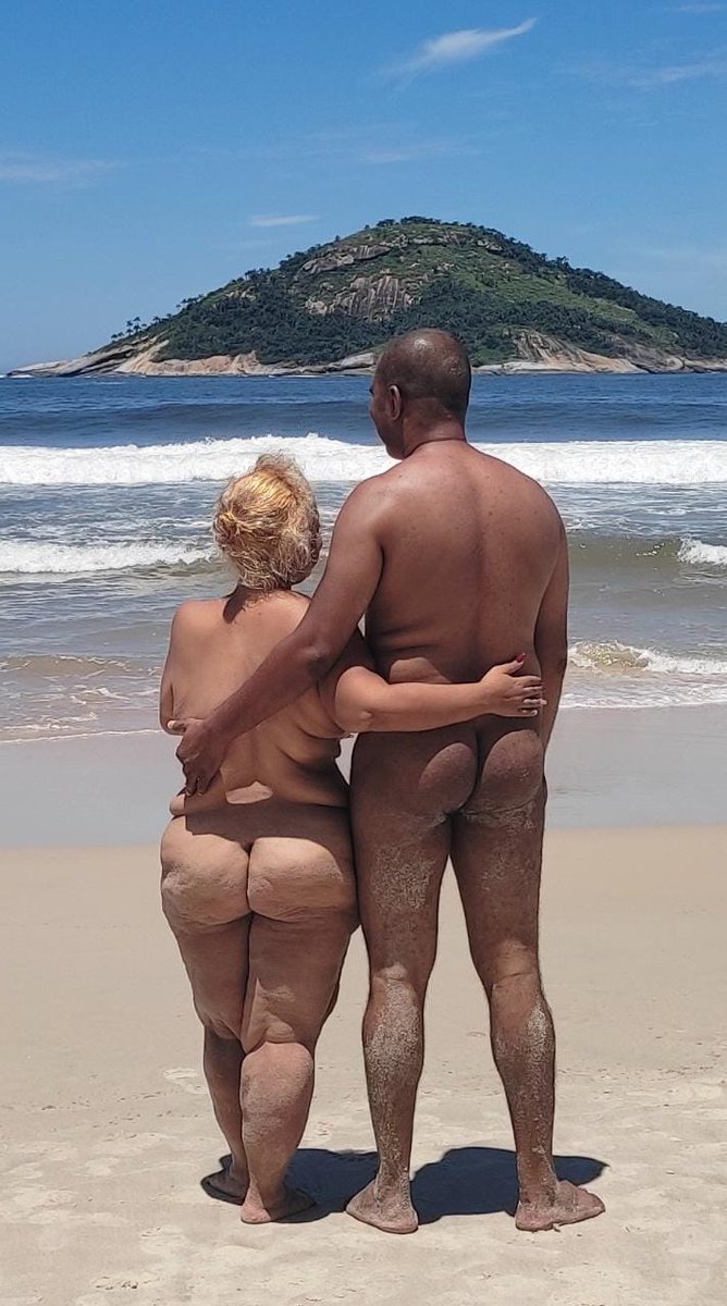 CasalzinKarioka's tweet photo. Praia de abricó tava top https://t.co/O7IgfAFWuS