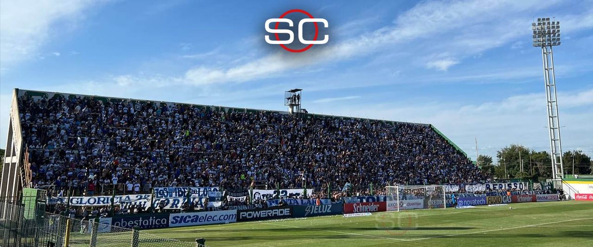 Simpnasia's tweet photo. Tenes razón, el chamuyo se termino, Gimnasia es la ciudad. 💙🐺 https://t.co/uP8GJKYz5L