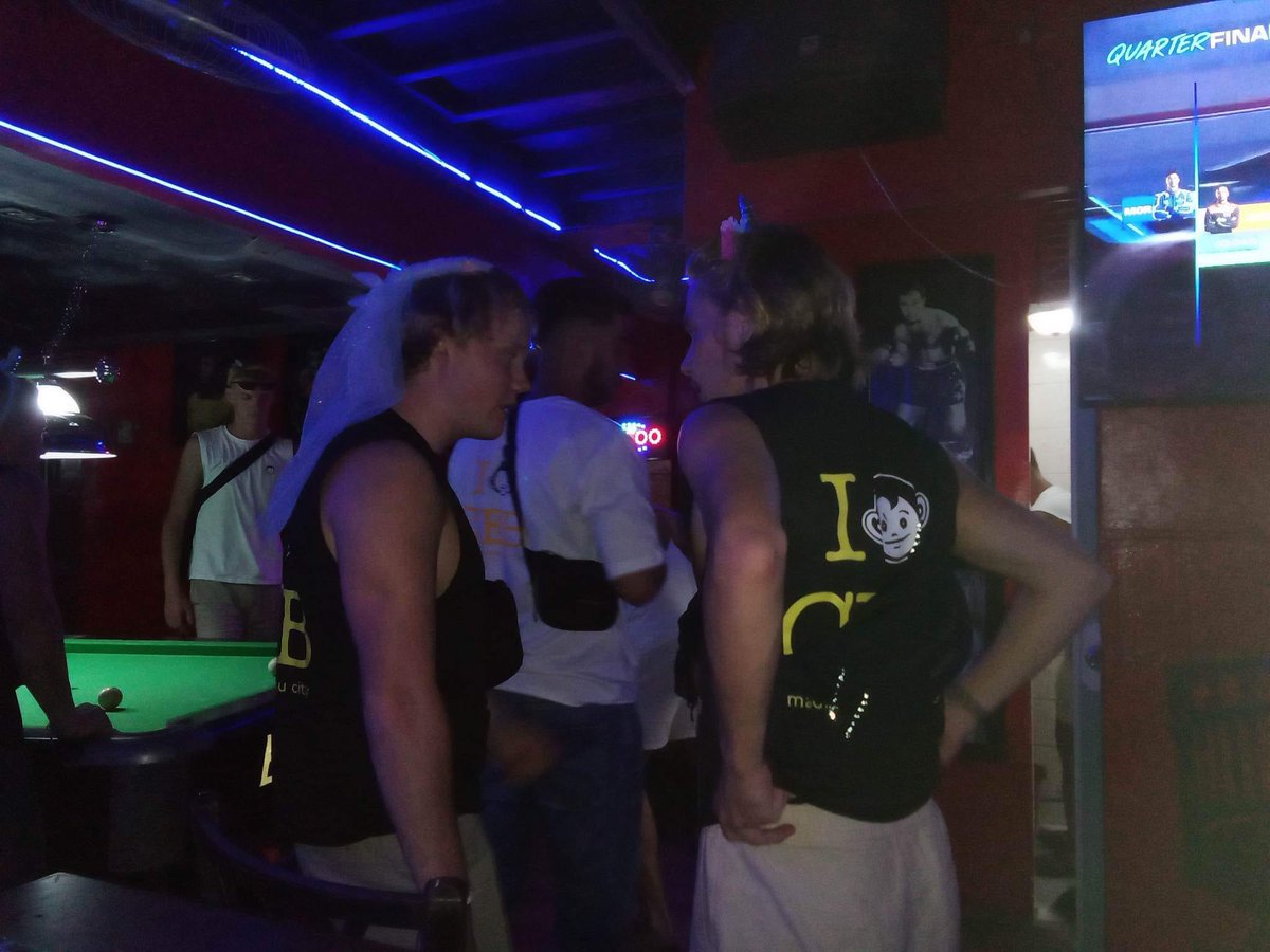 HowlingDogsCebu's tweet image. Danish Friends