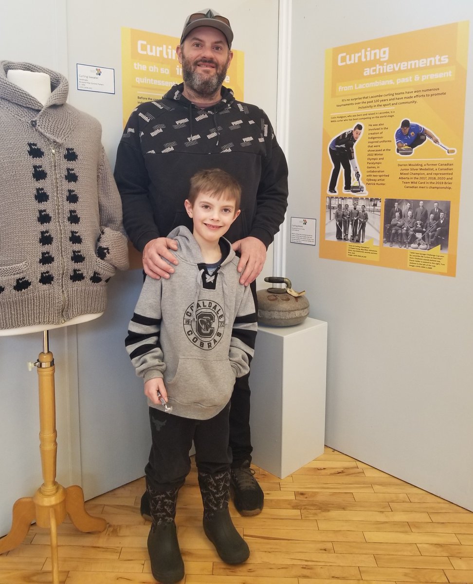 Guess who we ran into today at the Winter Sports in Lacombe exhibit? None other than Darren Moulding and his son! Darren is actually featured in the exhibit for his contributions to the sport of curling in Lacombe. So cool! 🥌❄️ #WinterSports #LacombeExhibit #CurlingChampions