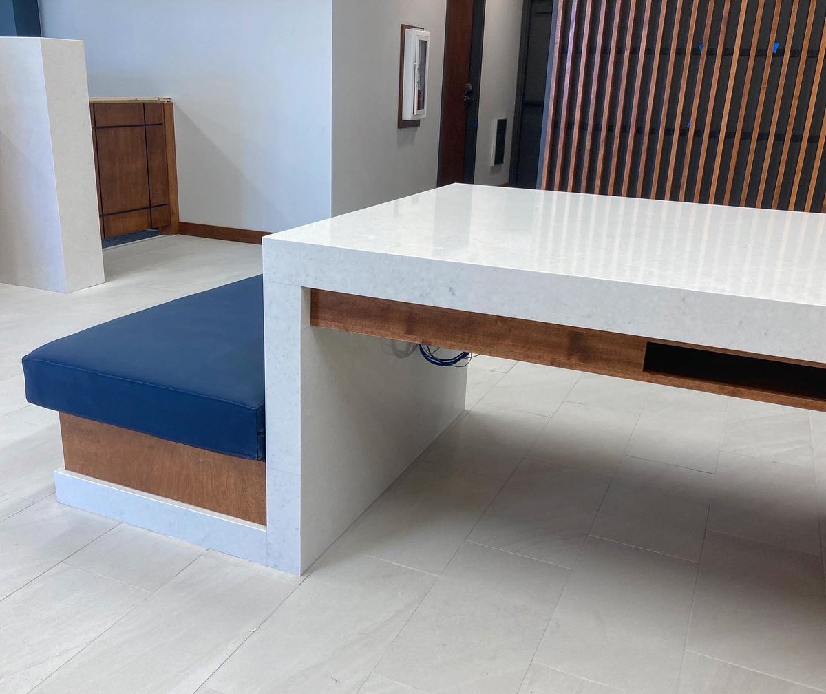 luxconst's tweet image. Professional Solid Surface 🦺

#minnesota #construction #unioncarpenter #unionconstruction #womenownedbusiness #carpentry #carpenter #soldsurface