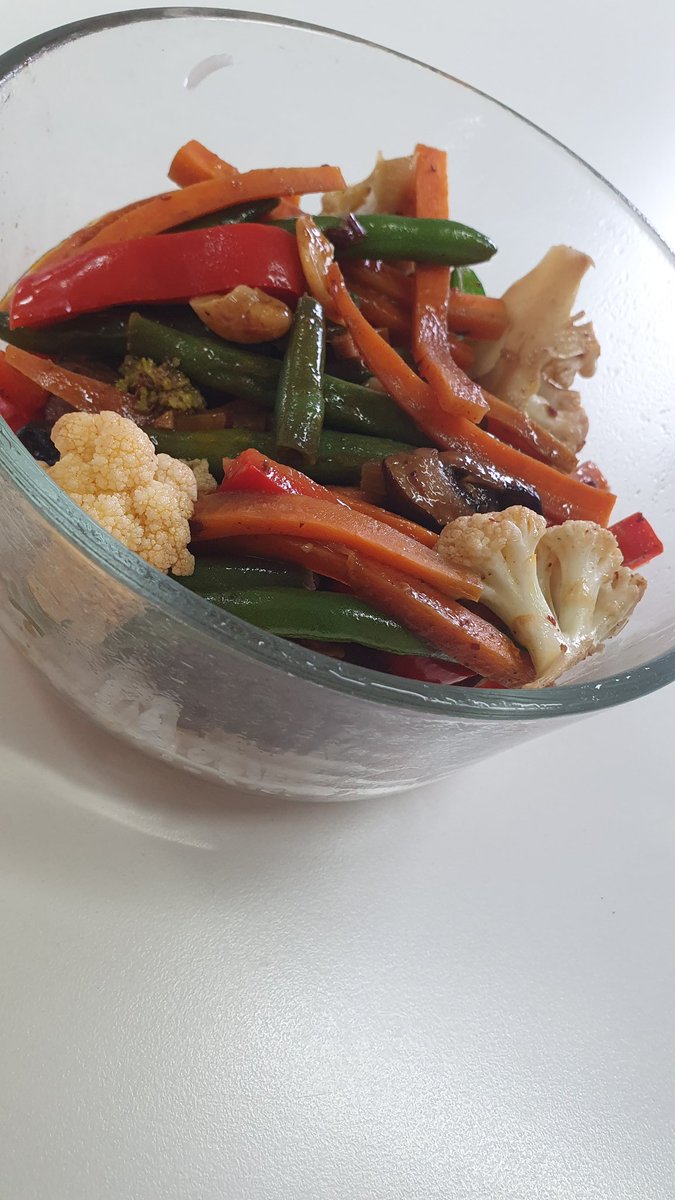 TonyJames666's tweet photo. I love eating food, no doubt about it.  Be positive, eat clean #plantbased 😀😃😘☺️🥰😍 https://t.co/QC3P8oMOPe