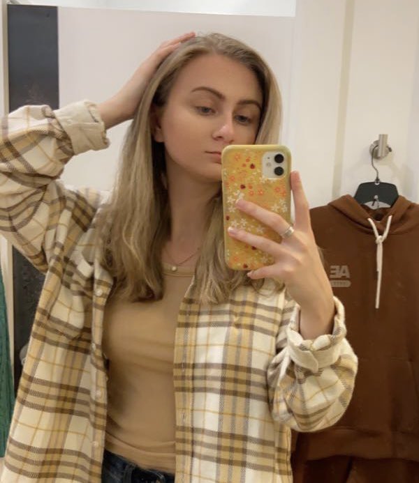 thehorantour's tweet photo. ✨🤍 It’s hard to be a human,
   So much to put an answer to… 🤍✨

#SelfiesForHeaven #StreamHeaven #1WeekInHeaven #Heaven https://t.co/IWgZ9wasgr