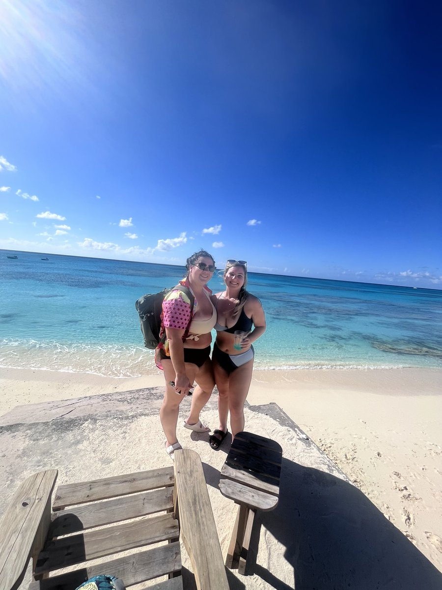 chelss__wee's tweet photo. I love grand Turk https://t.co/pFbgvE39Ud