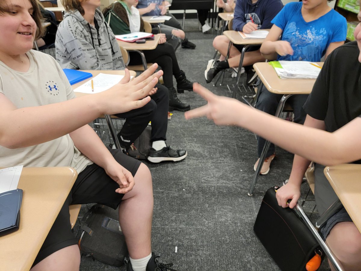 GMS304's tweet photo. Experimental Probability in math class with Rock, Paper, Scissors activity
@GreendaleLCSC 
#LawrenceburgLegacy https://t.co/k7LApoQo55
