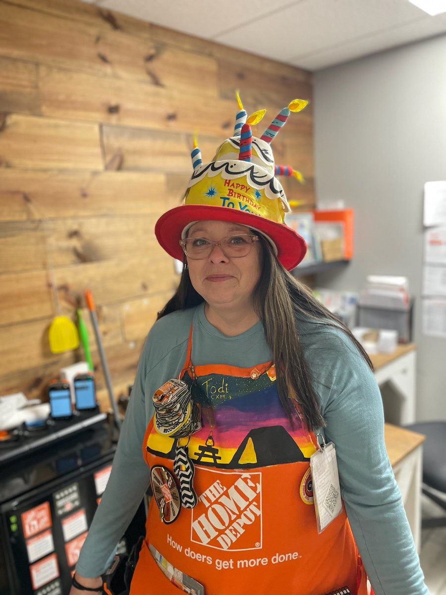 Happy late birthday to our awesome Customer Experience Manager, Jodi!  <a href="/JLynn0529/">Jodi Mahan</a>