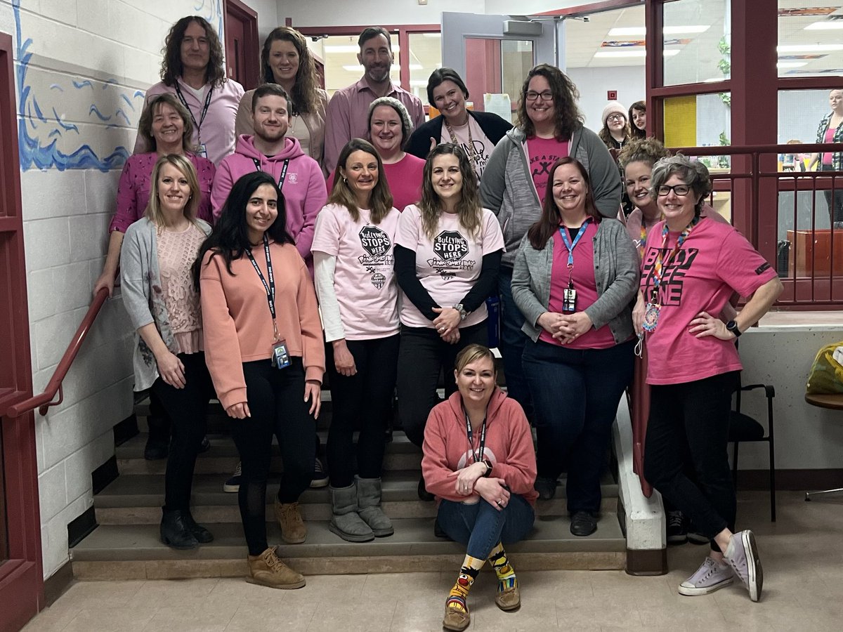 Pink day ⁦<a href="/kgscobras/">King George</a>⁩ ⁦<a href="/GEDSB/">Grand Erie District School Board</a>⁩ #bekind
