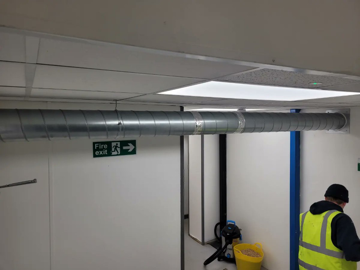 air_jcs's tweet image. Did you know we also Install, Design and Maintain extraction systems. 

Today one of our teams finished Installing this extraction system. The power supply was also installed by one of our Electrical Engineers. 

Need a Bespoke Extraction System Installed? Contact us
