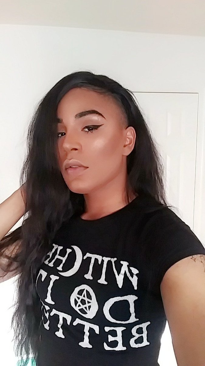 Top Tgirl Models🔞*133K* Hot Daily TS Girl Updates on Twitter: "Beautiful and naughty Queen