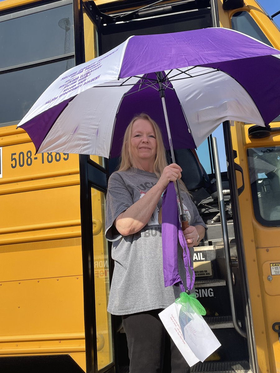 HESHORNETSROCK's tweet photo. Happy National School Bus Driver Day to all of Saluda County School's Bus Drivers! We appreciate you today and everyday! Rain or shine... we can count on you every time!💚🚌💜 https://t.co/FlKjShOP4t
