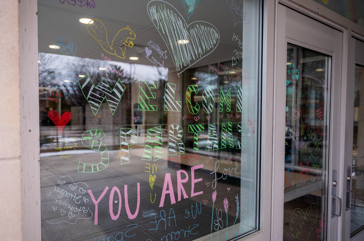 michiganstateu's tweet photo. So many supportive messages across campus. 💚 https://t.co/BZDaPTbtwW