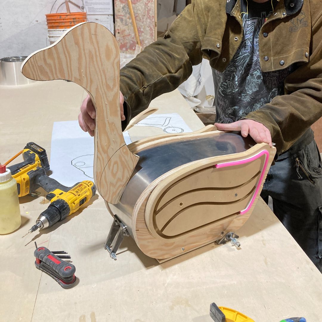FDSceneChanges's tweet photo. Here's a look behind the scenes of a show we worked on for @5thAveTheatre in Seattle. We made a variety of props, including this Neon Golden Goose for their production of Into the Woods.
#props #setbuilding #behindthescenes #fdscenechanges #5thavetheatre #goldengoose https://t.co/JCbmQMh8Lr