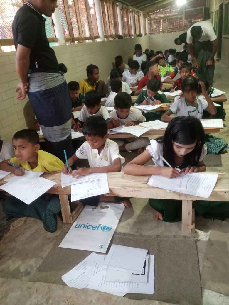 RoRiyazKhan's tweet photo. Today we take Final exam of Burmese Subject from class 1 to 3 at #powerofeducation Basic Education Middle School in Camp-16. Please everyone pray for to get high marks.
#education
#POE
#RohingyaStudent
#examPaper https://t.co/0NC2HTdRQj