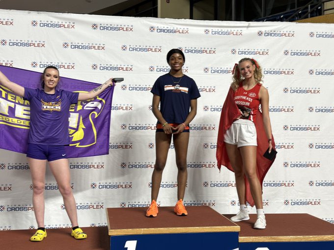 It’s ring 💍 season baby! Shoutout to Tweety on her PR and 1st 🥇 place win in the Women’s High Jump! Way to get the 2023 OVC Indoor Championship started!!! #FlyTweety