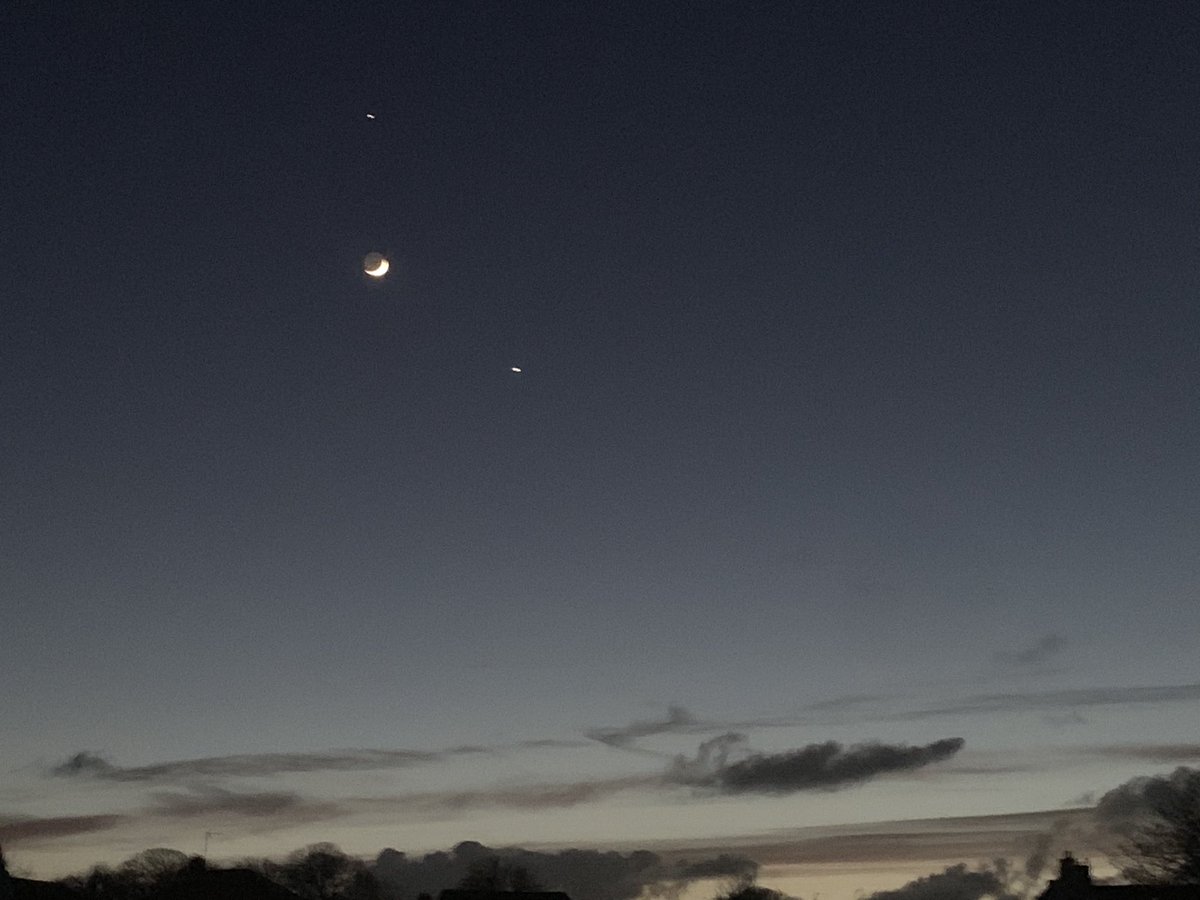 The Moon, Venus and Jupiter shining brightly. Take a moment to enjoy the here and now #space #lifeisforliving