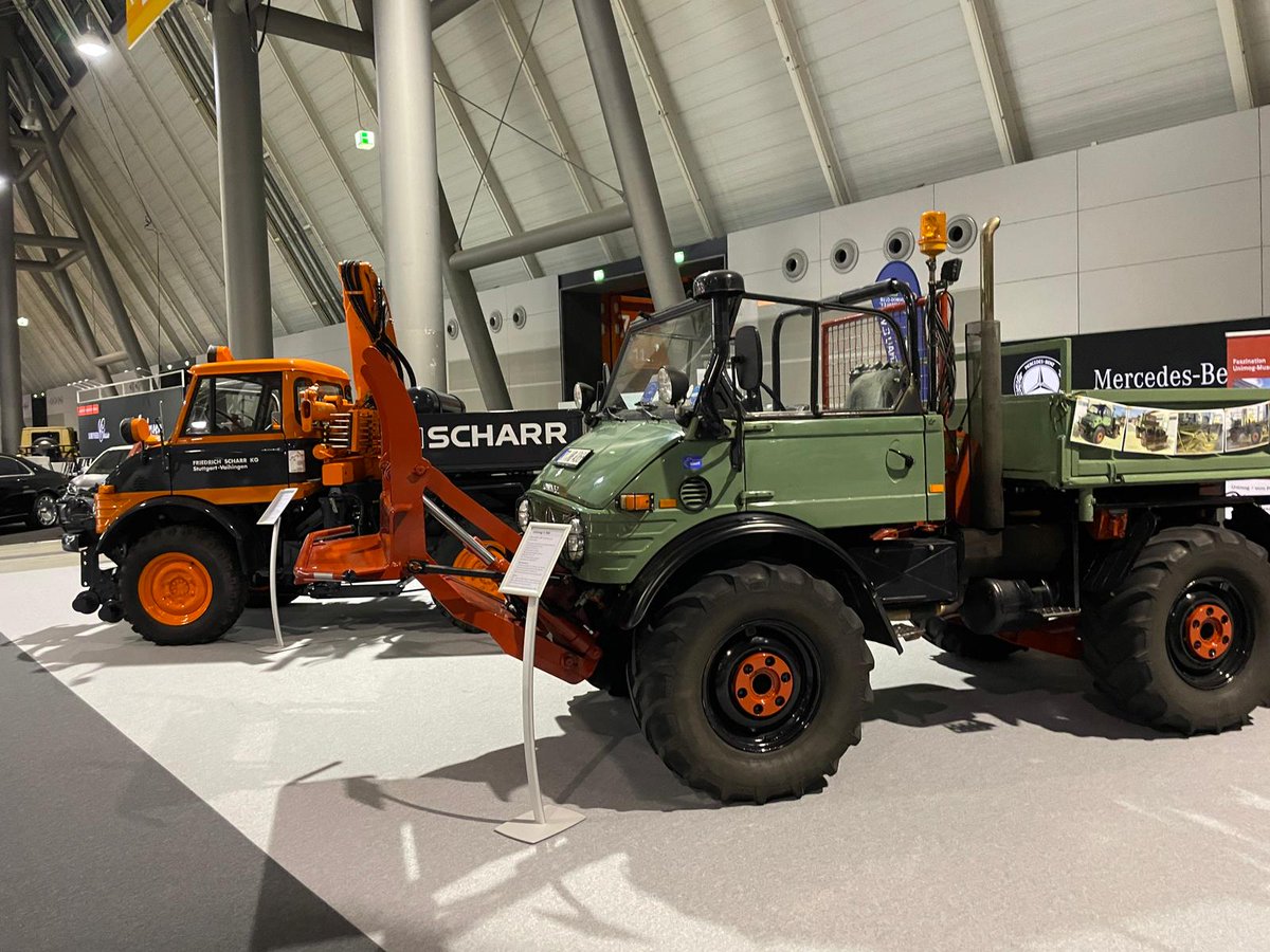 UnimogCommunity's tweet image. Die #RetroClassics kann losgehen: Die Aktiven des Unimog-Club Gaggenau und des Unimog-Museum freuen sich ab morgen auf viele Gäste in Halle 7. Bis Sonntag findet die sehenswerte Oldtimermesse in Stuttgart statt. Mehr auf unimog-club-gaggenau.de/news

#unimog #ucg #unimogclubgaggenau