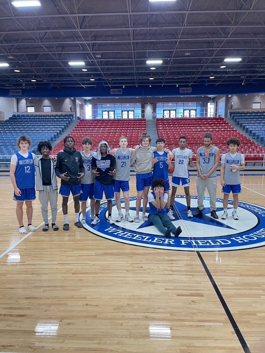 THS Mens Basketball tweet media