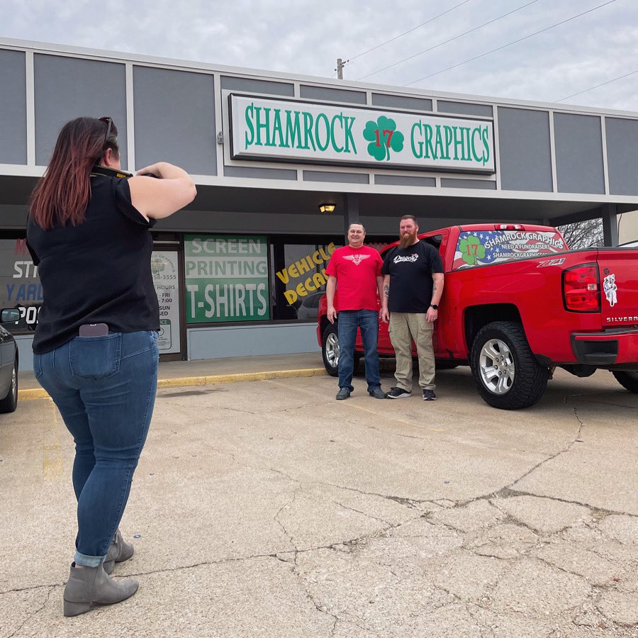 Lee Media Group (@leemediagroup) on Twitter photo What’s happening?! Well, it’s magic in the midst. We stopped in at @shamrockgraphics17 yesterday to do a little photo/video shoot fun for our client. What a great time with the guys! 📸
#shamrockgraphics #shamrockgraphics17 #photoshoot #videoshoot #digitalmarketing #marketing What’s happening?! Well, it’s magic in the midst. We stopped in at @shamrockgraphics17 yesterday to do a little photo/video shoot fun for our client. What a great time with the guys! 📸
#shamrockgraphics #shamrockgraphics17 #photoshoot #videoshoot #digitalmarketing #marketing