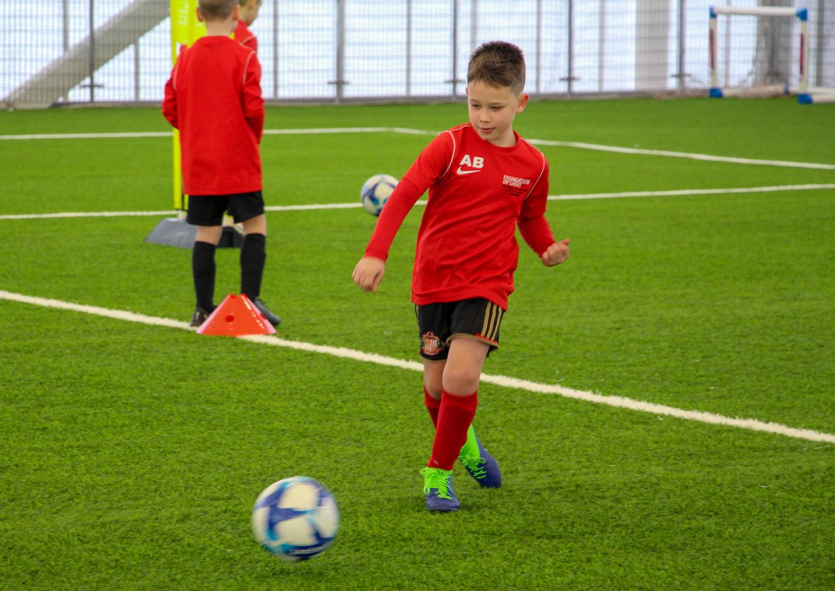 SAFCFoL's tweet photo. πΈ Today saw our Player Development Centre Training Day take place at the @BeaconofLight β½
Over 60 players took part in training on and off the pitch this morning, before taking to the arena this afternoon to compete in a tournament ποΈ https://t.co/jrdbiV4cQV