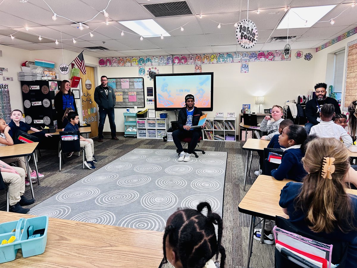 PropelSchools's tweet photo. Today Propel Montour Elementary School scholars were surprised by Buffalo Bills Safety @HamlinIsland! Damar made a special visit to his former school and read to scholars. #PropelProud #DamarHamlin #SchoolChoice #DamarGivesBack https://t.co/l5jl3DxEUB