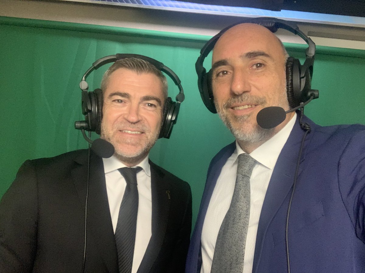 La Chaaammmpiooonsss!!!

Leipzig vs Manchester City por <a href="/FOXSportsArg/">Fox Sports Argentina</a> 

Con <a href="/MiguelOsovi/">Miguel Osovi</a> desde las 16:40hs. 

Te esperamos !