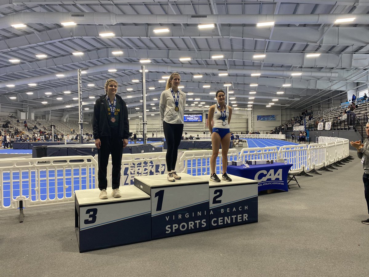 JBWeber4's tweet photo. We have an individual #CAAChamp for @CofC_TFXC for the first time since 2016. Congratulations Luzy Lieger! 2023 @CAASports Indoor Track &amp; Field Women’s Pole Vault Champion! #TheCollege #ComeCus #OurCity
🥇🐾🌴‼️👍🏽 https://t.co/Cmz8iVUNHe