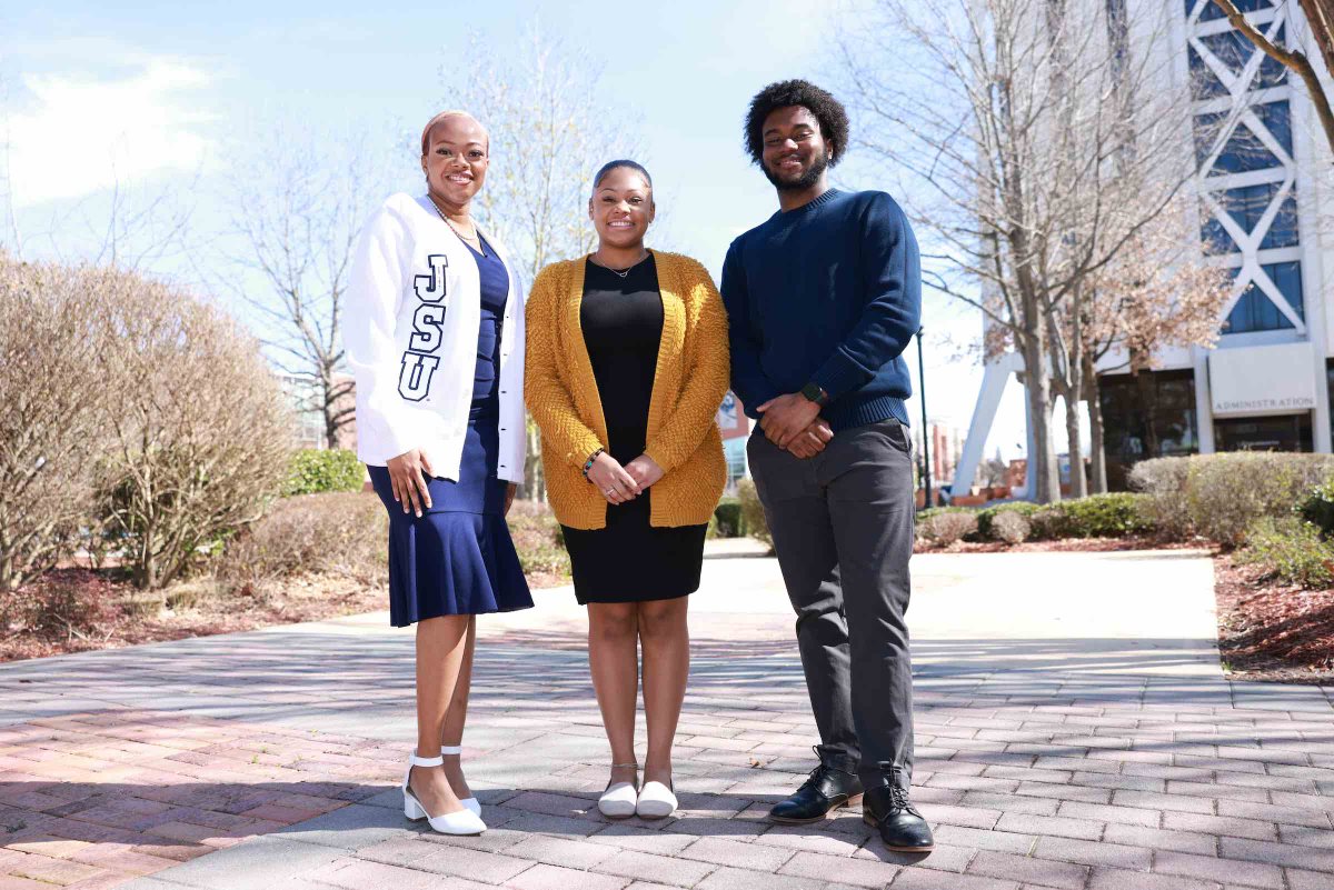 JacksonStateU's tweet photo. #JSUStudents: Our President and Dean's List Scholars for the Fall 2022 semester have been announced with over 1500 students that received honors! Read more about three of JSU's scholars and their success stories below.
📰 | https://t.co/R8nYf7FUCj https://t.co/V8M3Sr2uIQ