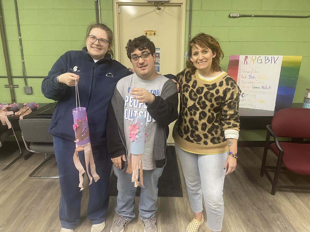 abilitiesNW's tweet photo. We'd like to welcome Sam B. as our Art Instructor!  Sam will be visiting each of our programs throughout the week, engaging in art on various mediums.  Hackettstown program enjoyed working on their first project! https://t.co/wvuC9ptvzv