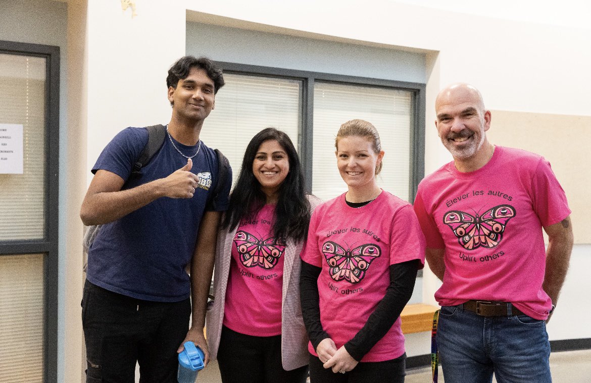 StevestonLondon's tweet photo. Sharks stand up against bullying and proudly support kindness, care and inclusion! 
#pinkshirtday
#SLSSSharks https://t.co/kluwPLwe7f