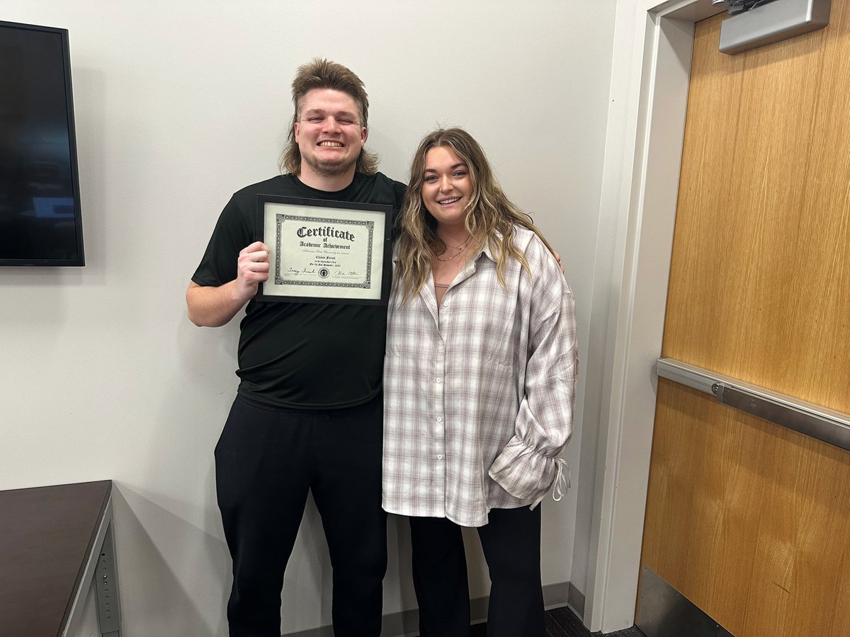 Bronte Zlomek tweet media