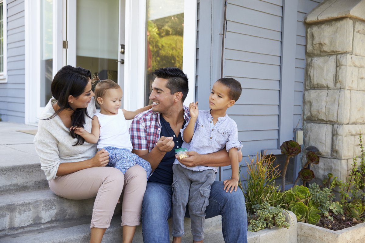A7: States should give low-income adults access to dental care thru #Medicaid (not just emergency care). That sends a crucial message: dental health matters for *everyone* in the household. #NCDHM #KidsTeeth