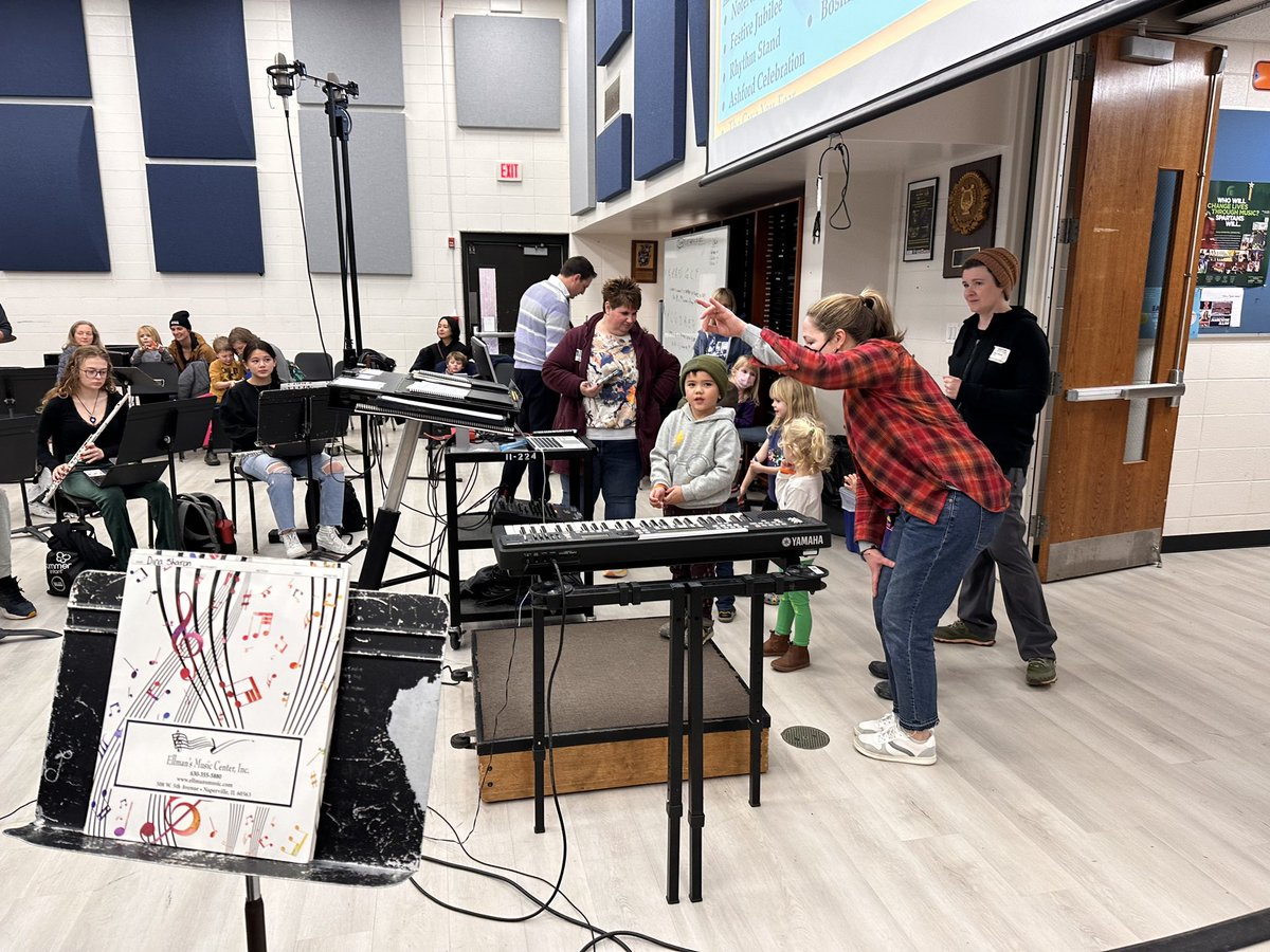 NNorthBands's tweet photo. Today we had the pleasure of welcoming students from The Hobson School to 2nd Period Band! We were so happy to show our young, future Huskies our instruments and even let them try out some percussion! https://t.co/WIqxv4QWEF