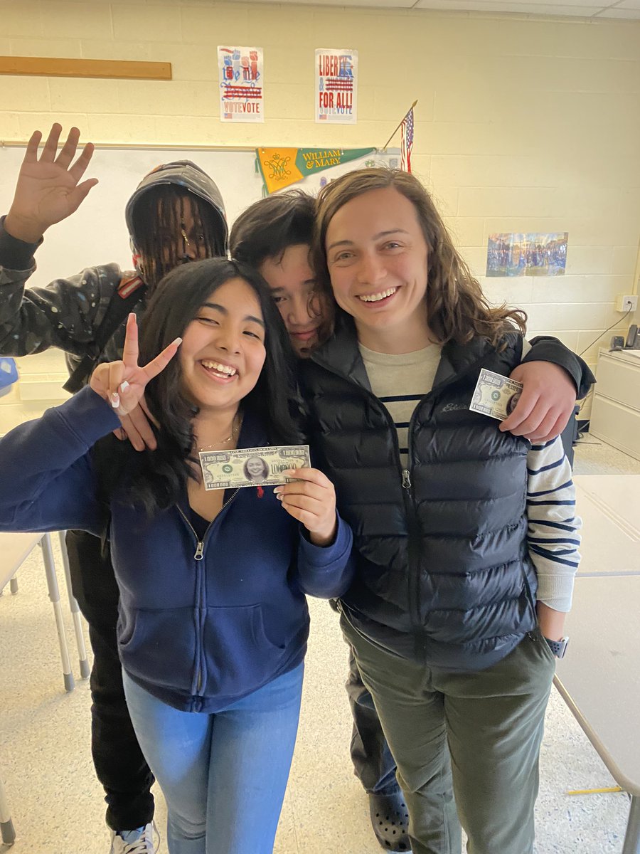 MsHSabol's tweet photo. The million dollar Sabol bucks have returned 😎 students took on the role of #Cabinet Secretaries and tried to convince President Sabol that their exec. dept. deserved another $1,000,000 in the budget! We had a lot of fun researching exec. branch agencies &amp; programs! #gmscivics https://t.co/1c7o1bdQyc