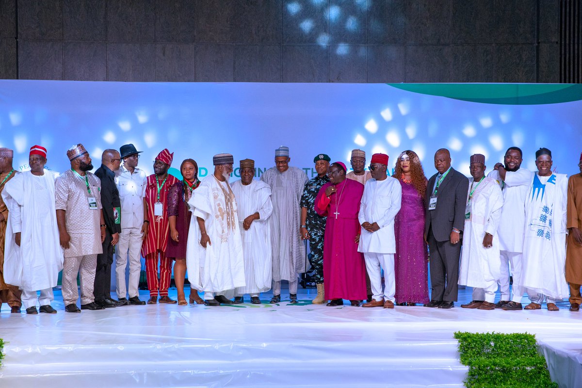 RESPECT CHOICE OF VOTERS; ACCEPT OUTCOME OF 2023 ELECTIONS, PRESIDENT BUHARI TO CANDIDATES   President @MBuhari today urged candidates contesting elections at all levels to respect the choice of voters and accept the result of the elections as announced by the @inecnigeria.