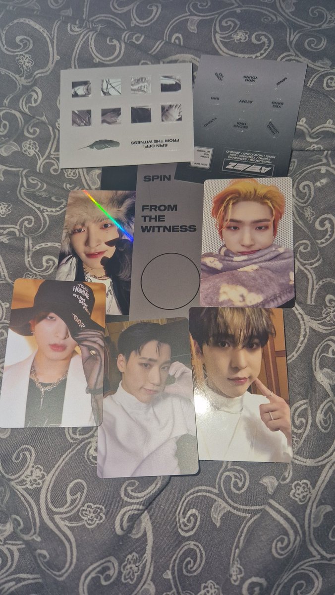 seolarenjun's tweet photo. Merci @Costyshop pour ce petit GO Ateez, les pulls sont incroyables je pouvais pas rêver mieux 🥹 Mélian va être trop heureuse aussi, vraiement merciiiiii ❤️
#Costysproof https://t.co/RNYeKJsYe1
