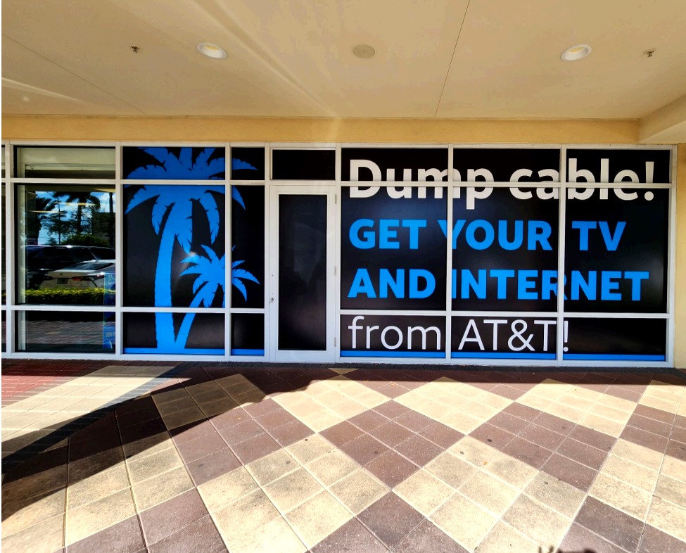 YourInstallTeam's tweet image. Here is a #WindowVinyl installation we installed at #ATT recently! 
.
.
.
.
#AdvantageInnovations #YourInstallTeam #graphics #installation #signage #LargeFormatGraphics #Vinyl #LargeFormat #install #RevealingYourBrand #branding