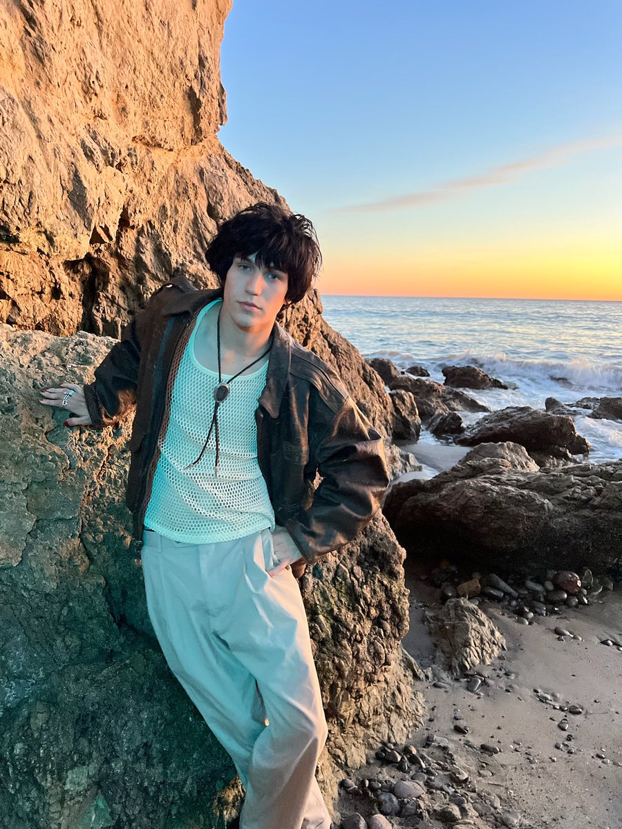 slowly healing out tomorrow nightttT!
#slowlyhealing